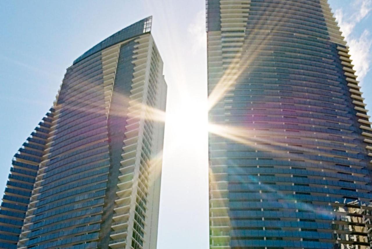 5 Bedroom Executive Sub Penthouse In The Heart Of Surfers With Full Ocean Views - Sleeps 12 - Circle On Cavill Amazing!! Gold Coast Exteriér fotografie