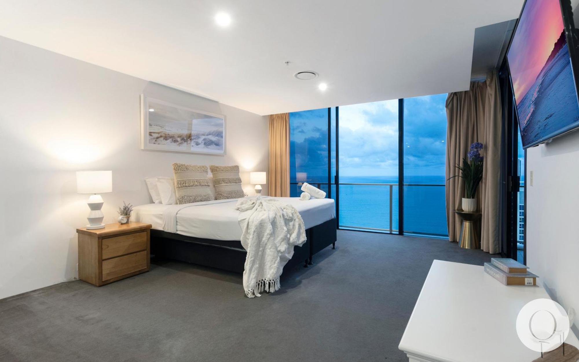 5 Bedroom Executive Sub Penthouse In The Heart Of Surfers With Full Ocean Views - Sleeps 12 - Circle On Cavill Amazing!! Gold Coast Exteriér fotografie