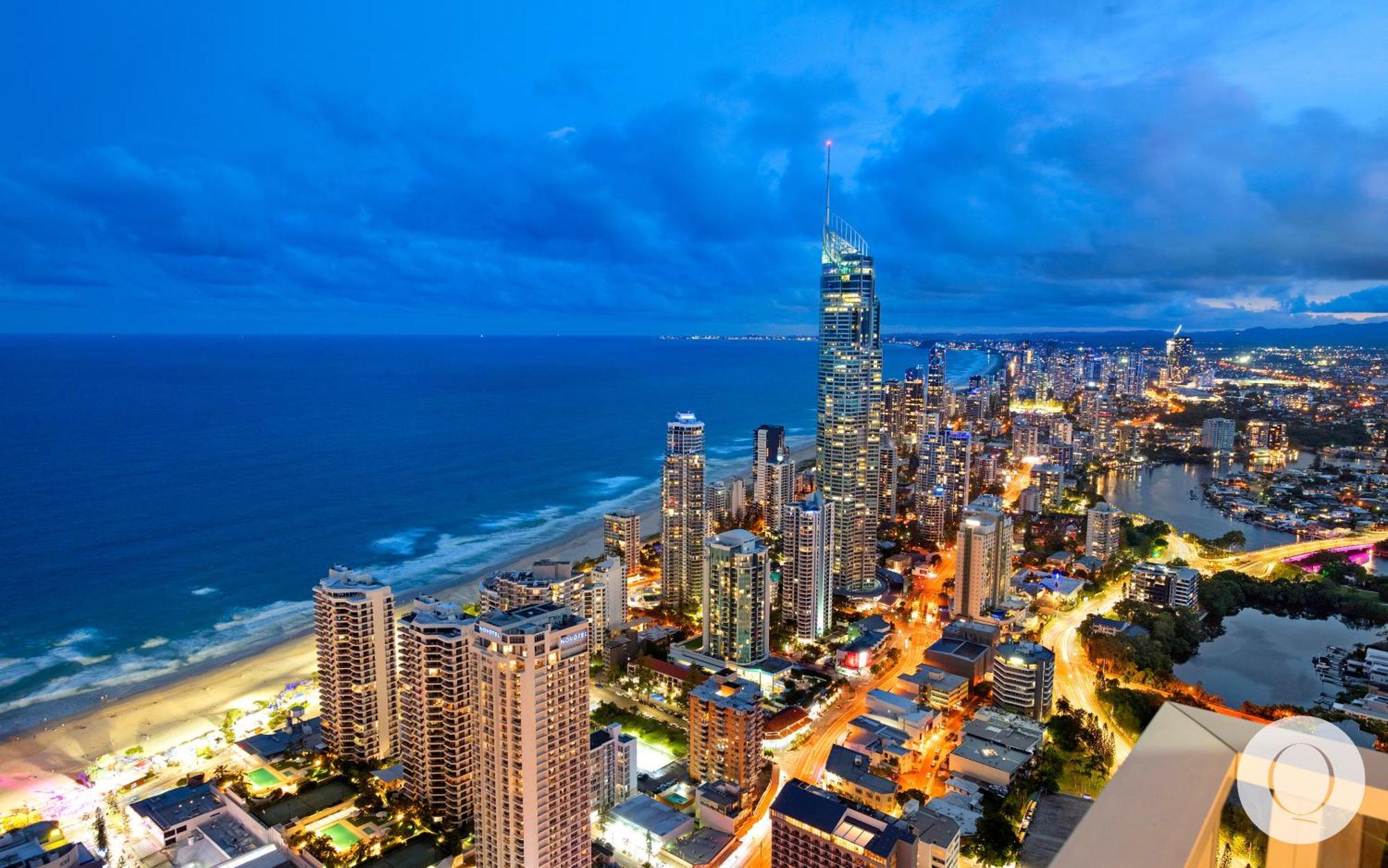 5 Bedroom Executive Sub Penthouse In The Heart Of Surfers With Full Ocean Views - Sleeps 12 - Circle On Cavill Amazing!! Gold Coast Exteriér fotografie