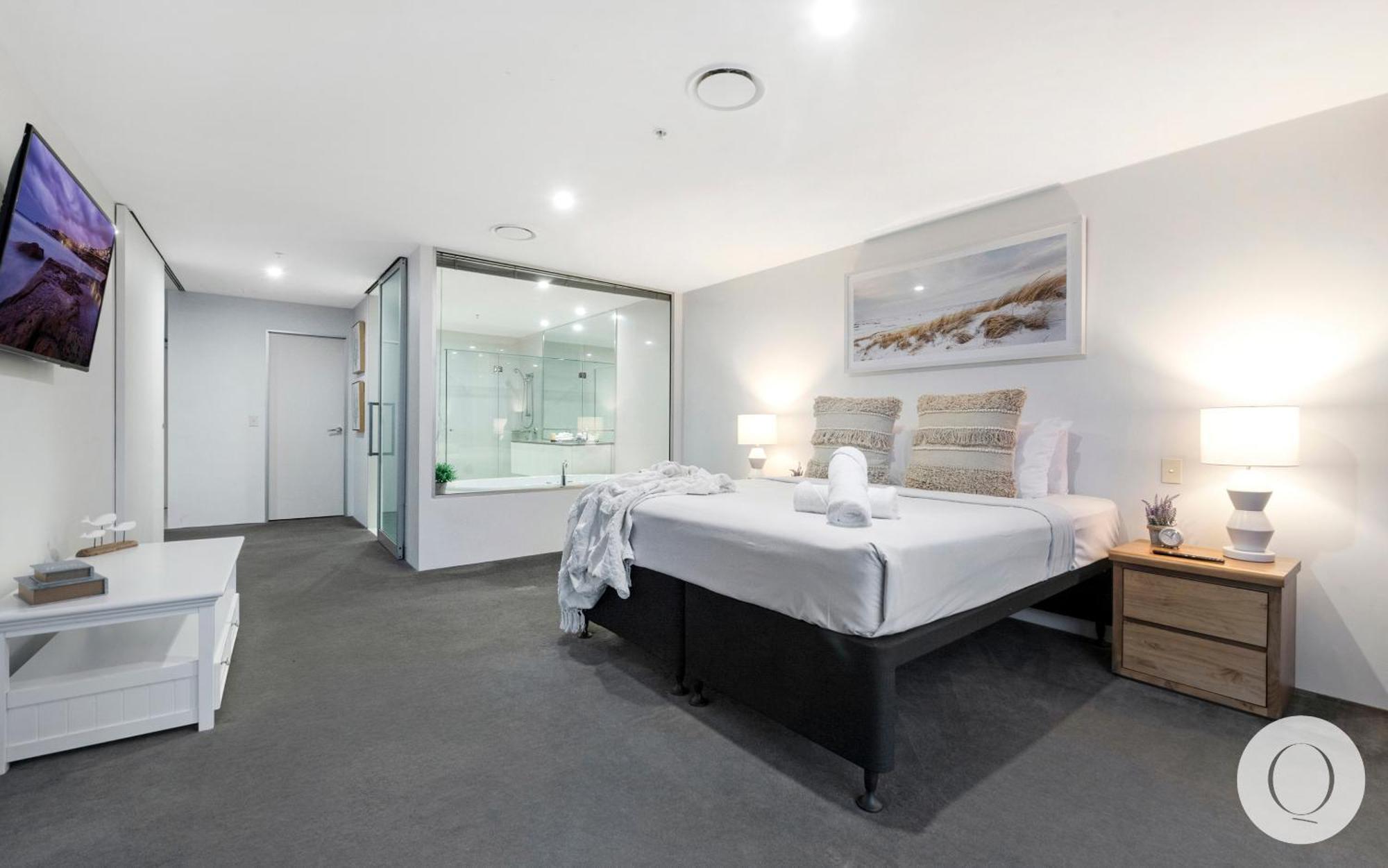 5 Bedroom Executive Sub Penthouse In The Heart Of Surfers With Full Ocean Views - Sleeps 12 - Circle On Cavill Amazing!! Gold Coast Exteriér fotografie