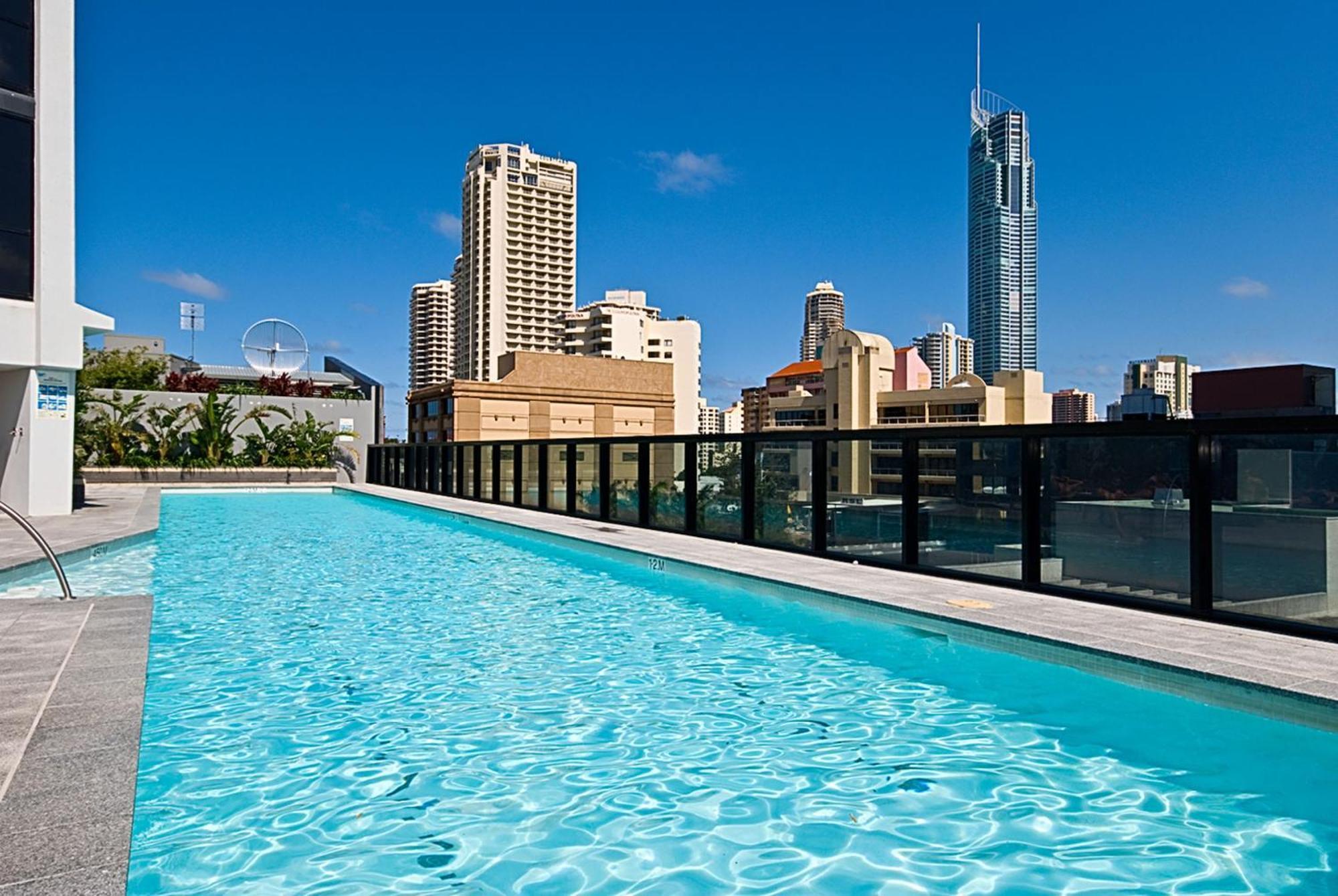 5 Bedroom Executive Sub Penthouse In The Heart Of Surfers With Full Ocean Views - Sleeps 12 - Circle On Cavill Amazing!! Gold Coast Exteriér fotografie