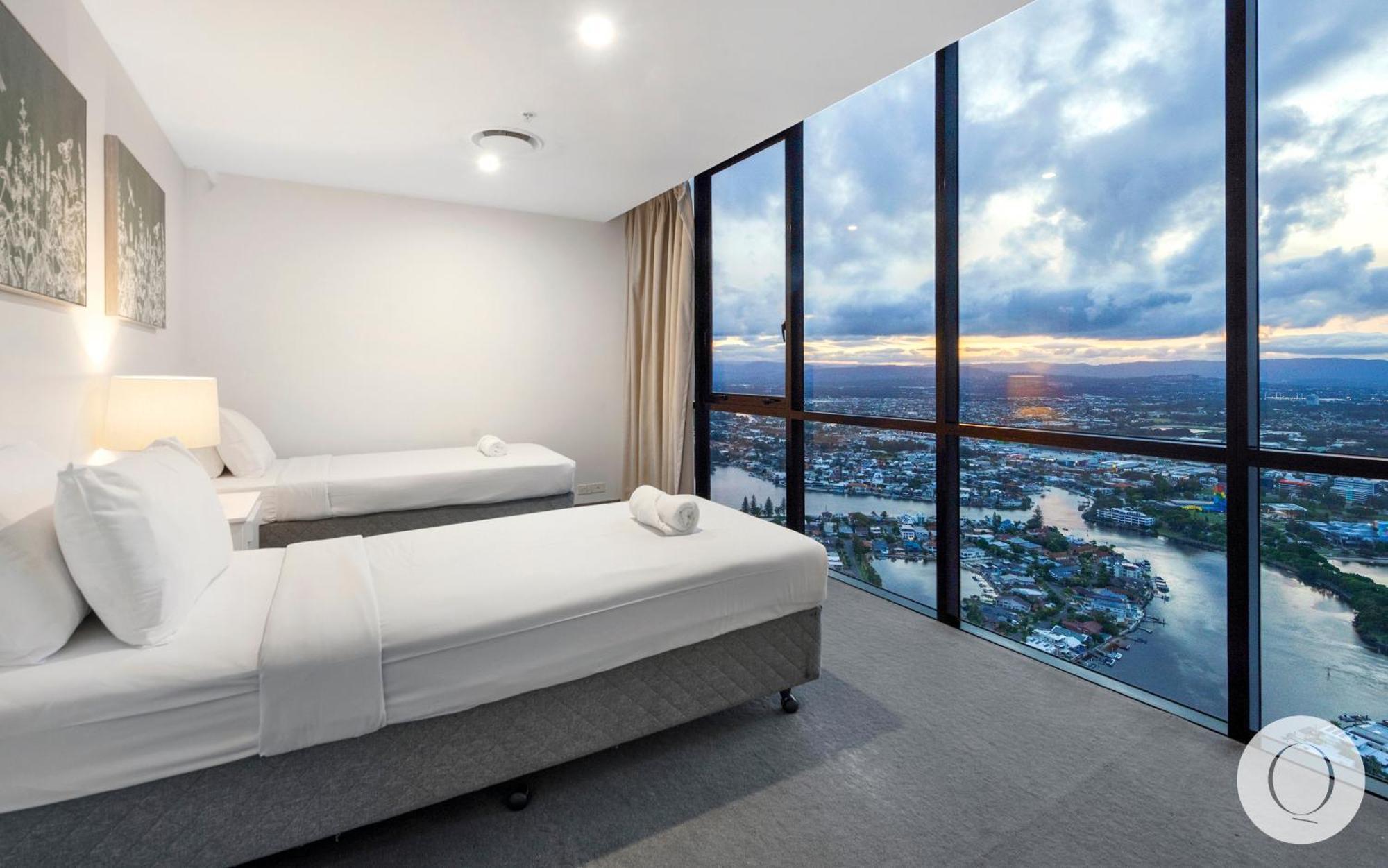 5 Bedroom Executive Sub Penthouse In The Heart Of Surfers With Full Ocean Views - Sleeps 12 - Circle On Cavill Amazing!! Gold Coast Exteriér fotografie